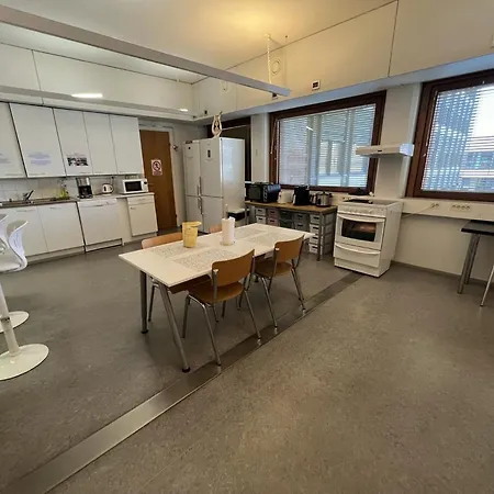 Office House Services 218 Vandrerhjem *